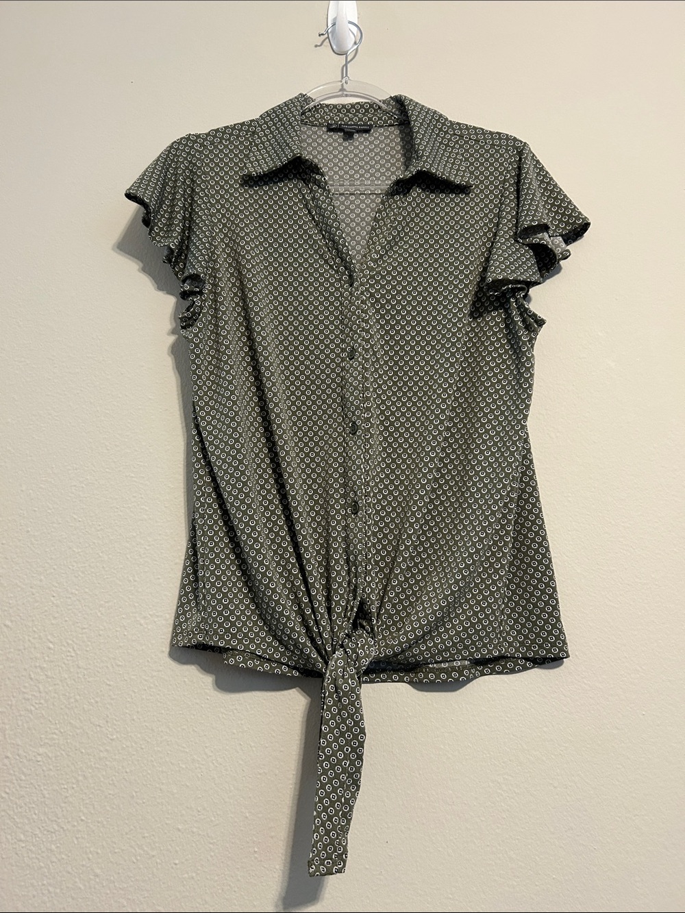 Adrianna Papell Geometric Print Tie‑Front Button Blouse Medium